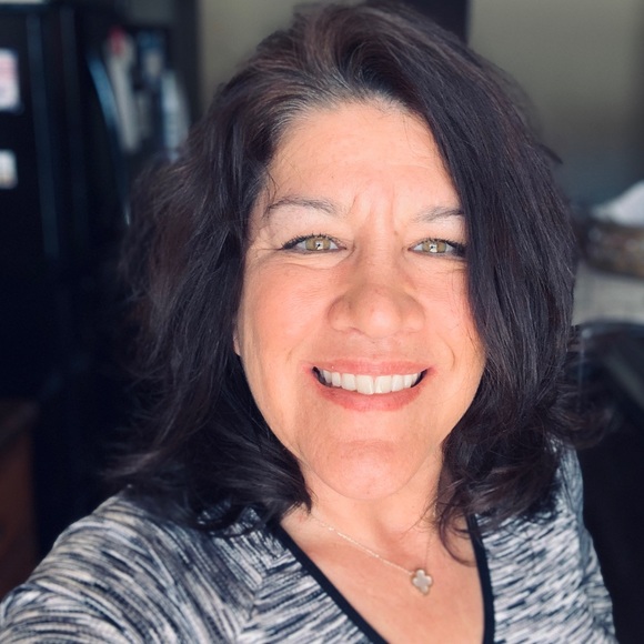 Meet your Posher, Thevintage - Picture 2 of 2